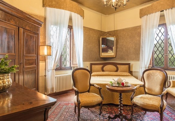 Double bedroom on the ground floor - Villa delle Sophore 
