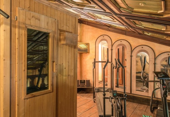 In the mezanine there is the fully equipped gym - Villa delle Sophore
