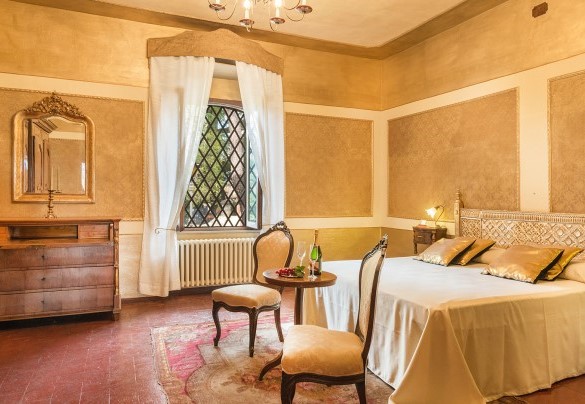 Double bedroom on the ground floor - Villa delle Sophore 