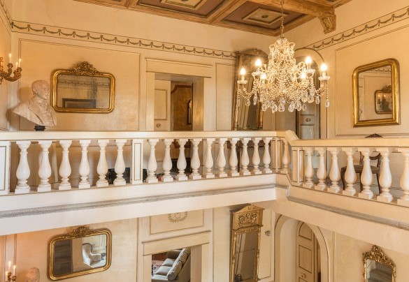 A spectacular, square based, spiral staircase leads up to the first floor - Villa delle Sophore 