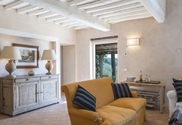 From the living room you exit directly on the pergola – Villa Delle Upupe 
