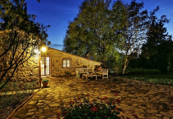 The front door - Villa Delle Upupe