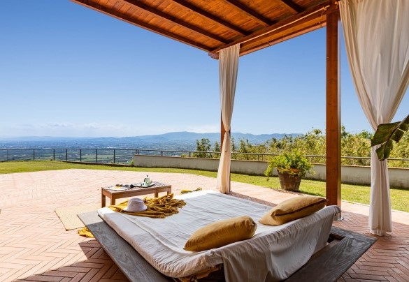 Angolo relax sotto il porticato - Villa Desiderio 
