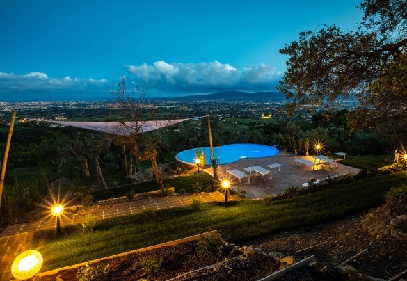 Il fascino tipico della campagna toscana - Villa Desiderio    