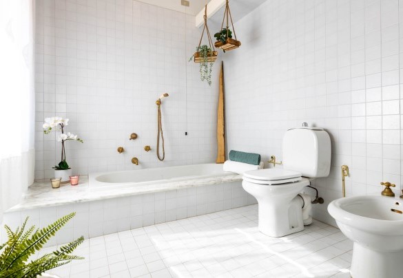 Bagno en suite con doccia e vasca al primo piano - Villa Desiderio