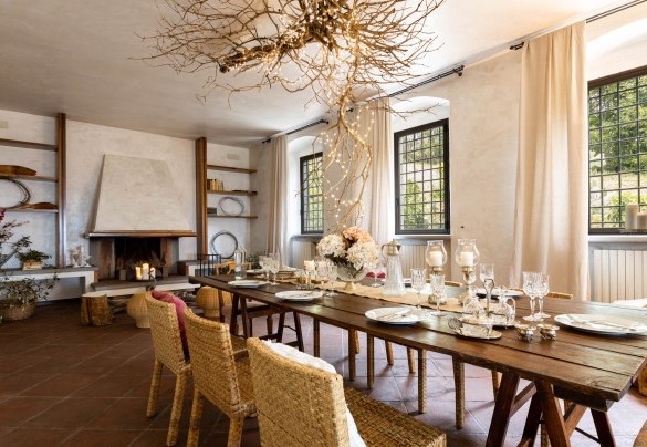L'accogliente salotto open con sala da pranzo - Villa Desiderio 
