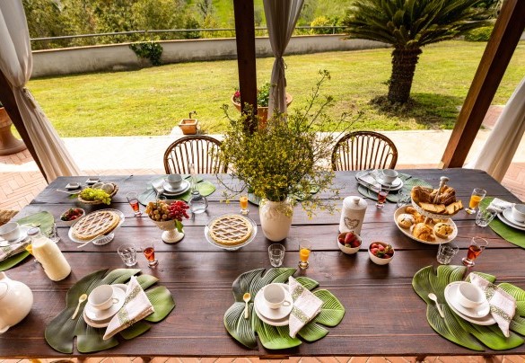 Dettaglio del tavolo preparato - Villa Desiderio    