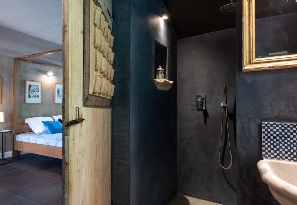 Bagno con doccia n.1 en-suite alla camera n.1 – Villa Dianella