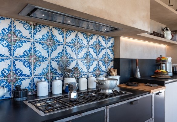 L’ampia cucina, comoda e completamente accessoriata – Villa Dianella