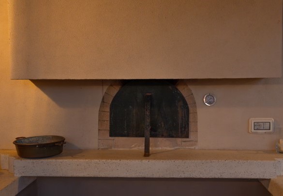 Forno a legna per godere appieno della vita all’aria aperta – Villa Dianella