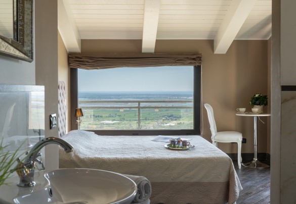 Camera matrimoniale n.3  con bagno en-suite al secondo piano – Villa Dolphin 10