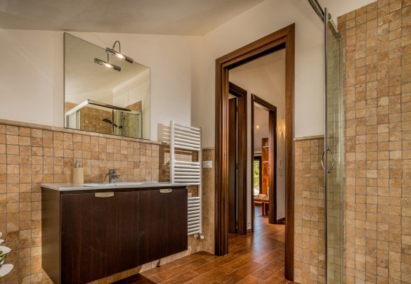 Bagno n.2 con doccia al primo piano– Villa Donna Agaver