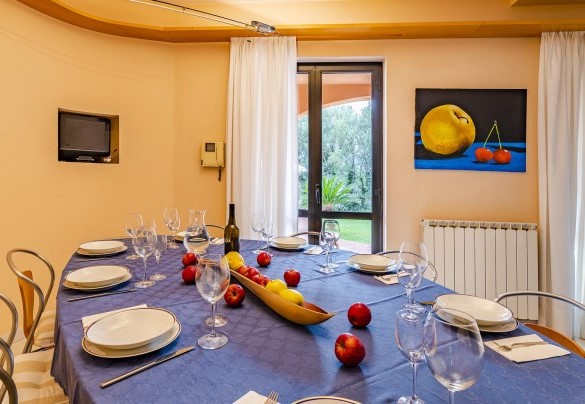 The dining table - Villa Elda  - Villa Elda 
