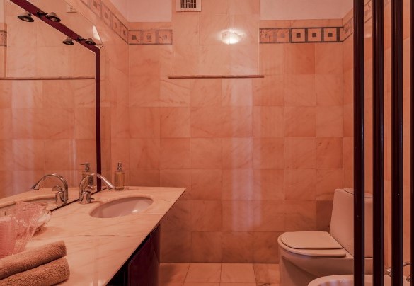 Guest bathroom on the ground floor - Villa Elda 