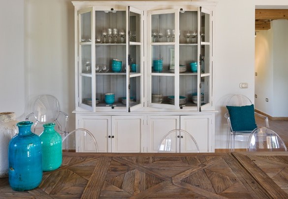 Sala da pranzo comunicante con la cucina - Villa Elettra