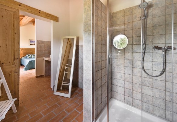 Bagno en suite con doccia n. 5 primo piano - Villa Elettra