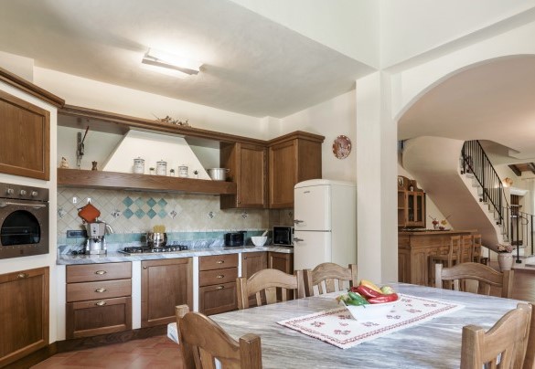 Funzionale e attrezzata cucina - Villa Elsa