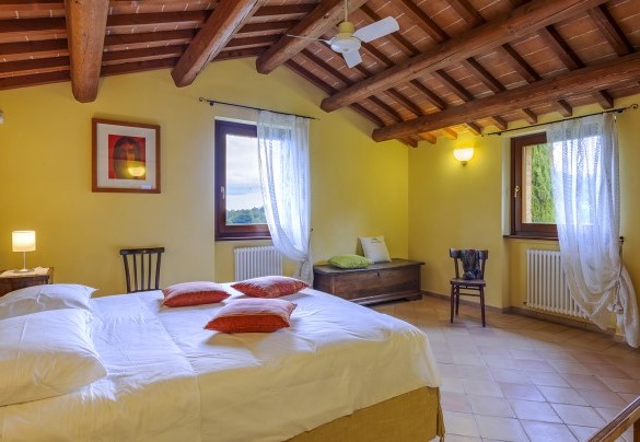 Double bedroom n. 4 on the first floor - Villa Emilianna