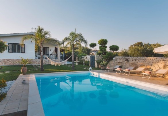 Swimming pool - Villa Ferradina