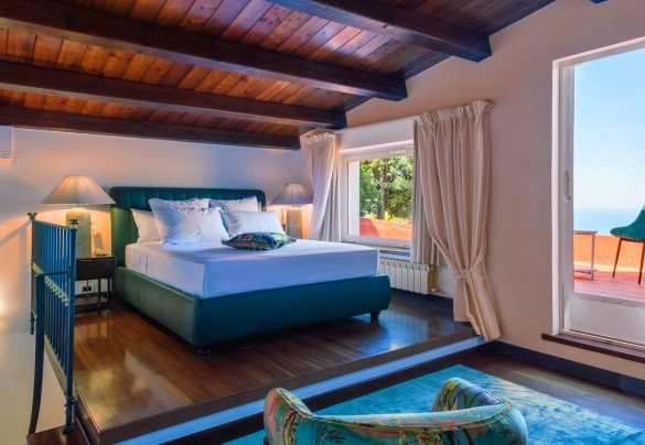 Double bedroom no.1 on the first floor – Villa Fiola