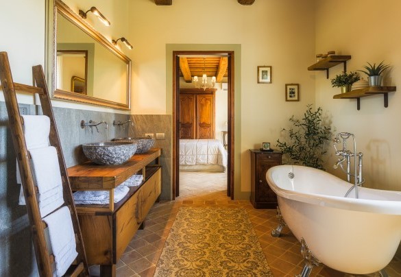 Bagno en suite con vasca e doccia al primo piano - Villa Flaminia