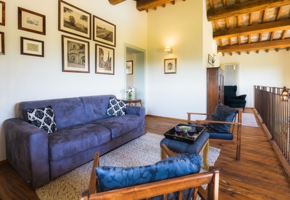 Lo studio al soppalco con il divano letto matrimoniale - Villa Flaminia