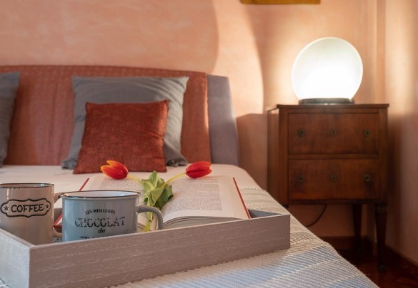 Double bedroom n.4 on the first floor with en suite bathroom n.4 - Villa Gabri