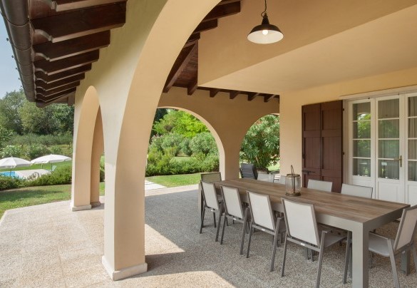 Tavolo esterno - Villa Gasco