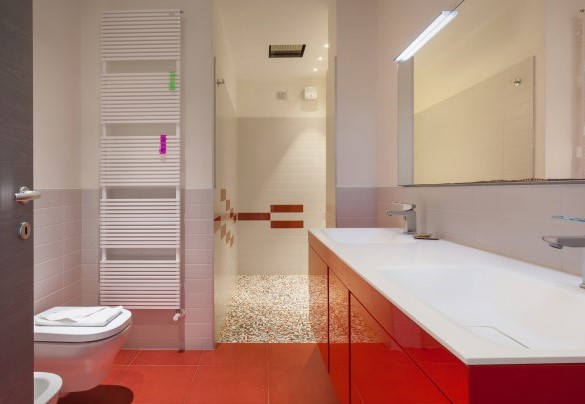 Bagno centrale ad uso delle camere matrimoniali 3 e 4 - Villa Gemmma