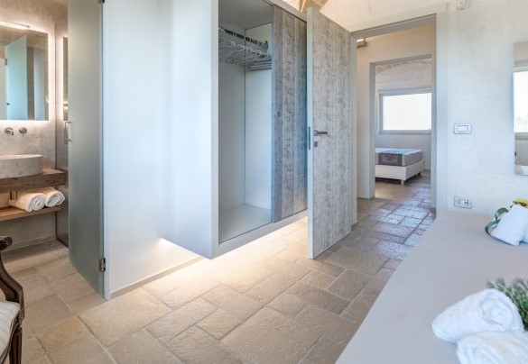 Double bedroom garden side with ensuite bathroom - Villa Gialonia