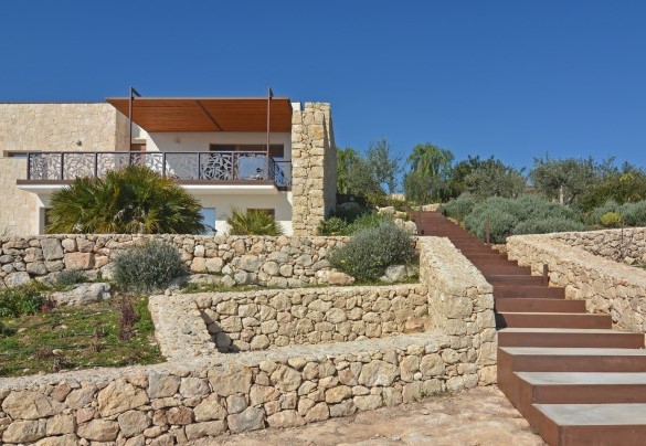External entrance facade – Villa Gilda