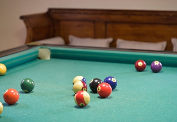 Billiard to make your stay in the villa unique – Villa Ginestraio