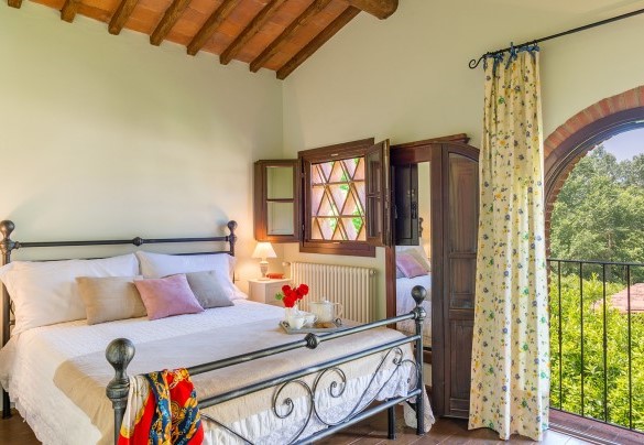 Double bedroom n. 4 on the first floor – Villa Gino 