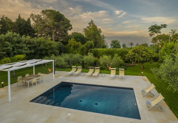 Sunsets in an enchenting place - Villa Giomoa