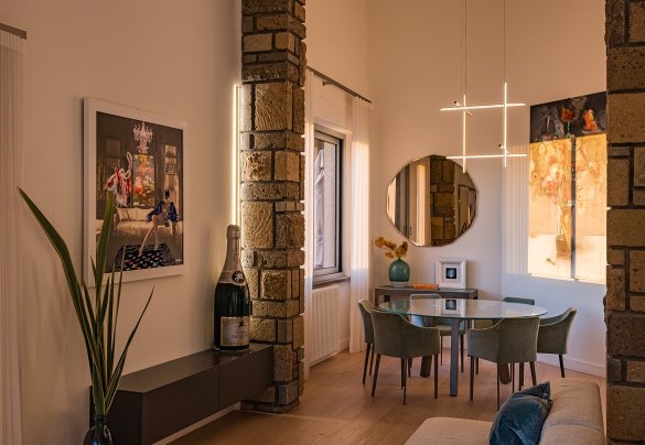 Dining area in the living room with direct access to the terrace – Villa Giulia