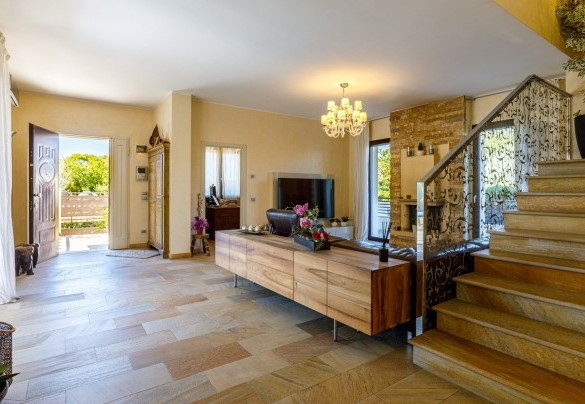 The modern living room with TV - Villa Alais