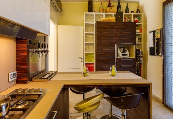 The stunning fully equipped kitchen - Villa Alais
