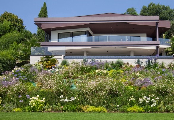 View of the villa from lake - Villa Grace