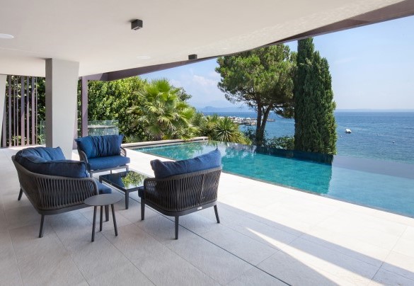 Sitting area on the terrace on the ground floor - Villa Grace