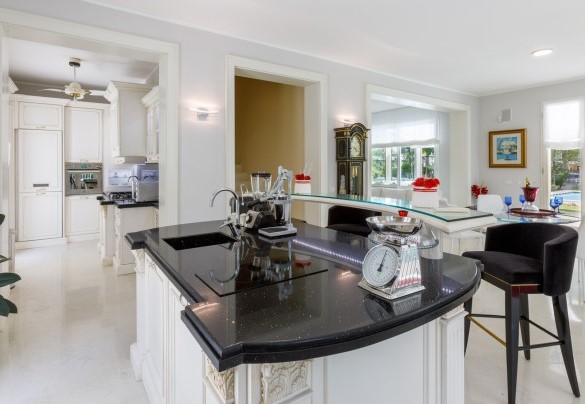La moderna e attrezzata cucina – Villa Guidi