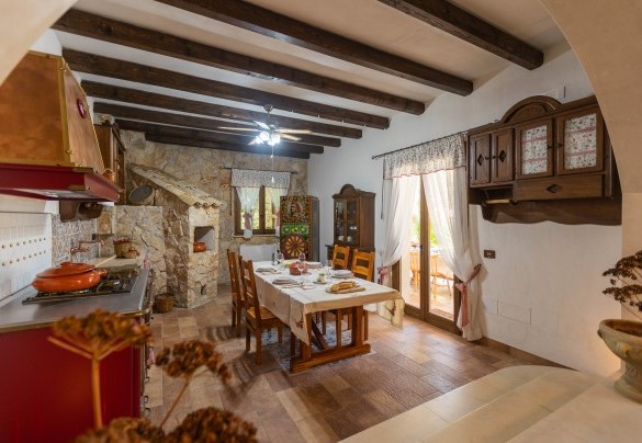 Cucina e sala da pranzo – Villa I Mori