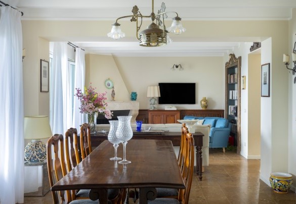 The dining area - Villa Il Basto