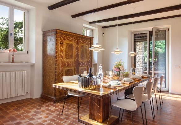 L'elegante tavolo da pranzo - Villa il Belcanto