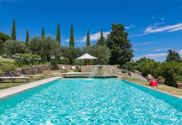 La piscina misura 8 x 12 m ed ha una profondità costante di 1,40m - Villa Il Cedro