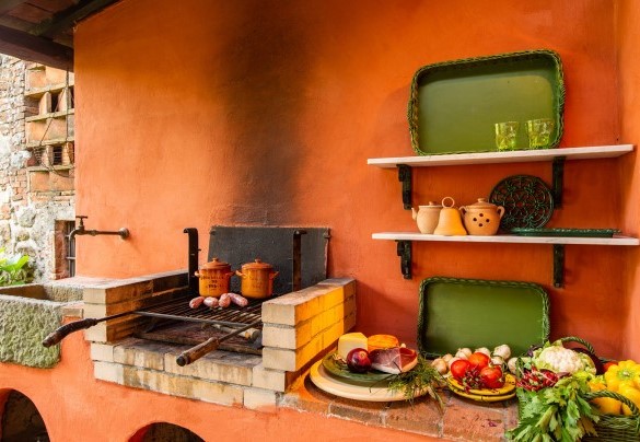 The brick-built barbecue for outdoor cooking - Villa Il Colle di Moriano