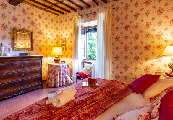 Double bedroom n.1 on the first floor - Villa Il Colle di Moriano