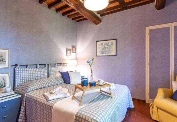 Double bedroom n.2 on the first floor - Villa Il Colle di Moriano