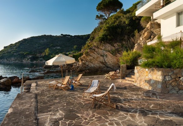Terrazza con accesso diretta al mare - Villa Il Faro