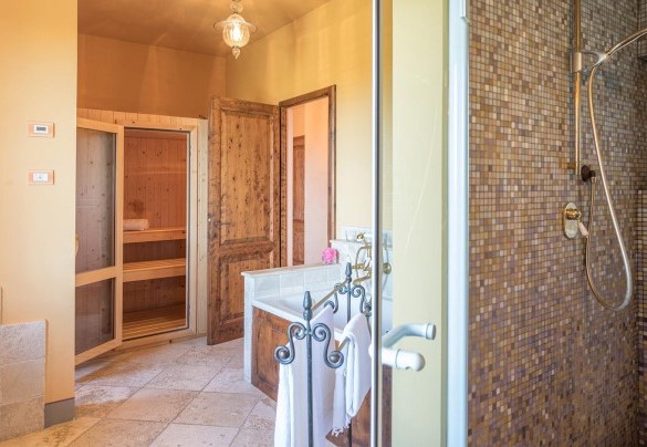 La sauna nel bagno n.2 – Villa Il Foramasso
