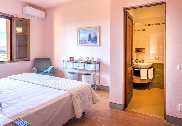 Camera matrimoniale n.3 con bagno en suite – Villa Il Foramasso